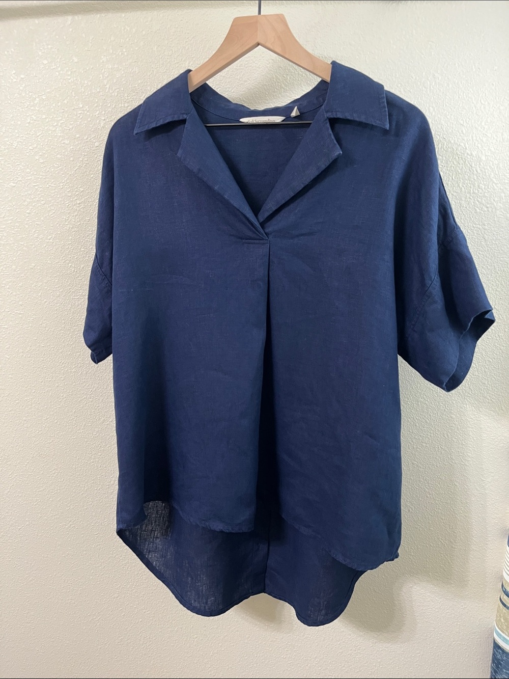 Soft Surroundings Navy Linen Relaxed V-Neck Collared Tunic Top